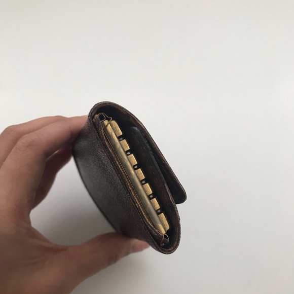 AUTH Louis Vuitton 6-Key Holder CT0032 - Picture 3 of 7